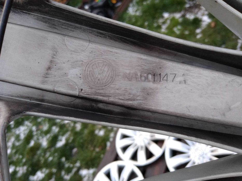 Kołpaki 17 cali VOLKSWAGEN Golf Passat T-Roc Tiguan T-Cross Arteon