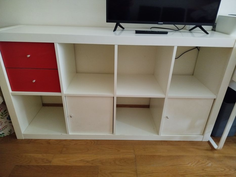 Estante branca Kallax ikea