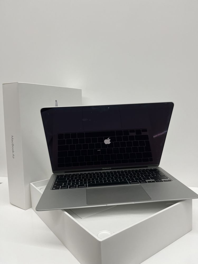 MacBook completamente novo