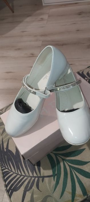 Buty komunijne dla dziewczynki rozmiar 36