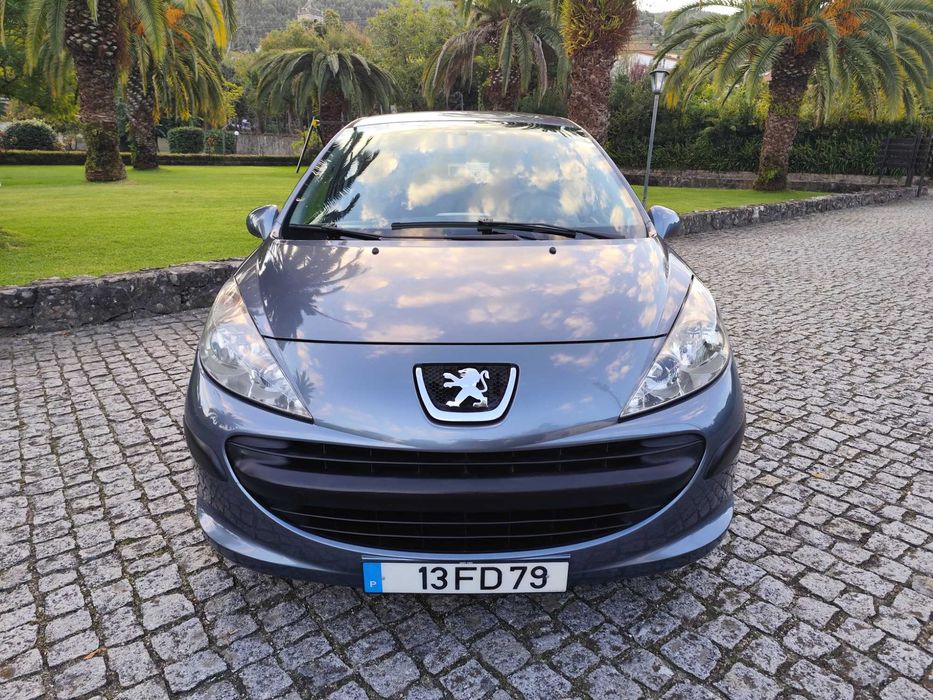 Peugeot 207 1.4 Gasolina - Nacional - Revisão Feita - Aceito Retoma
