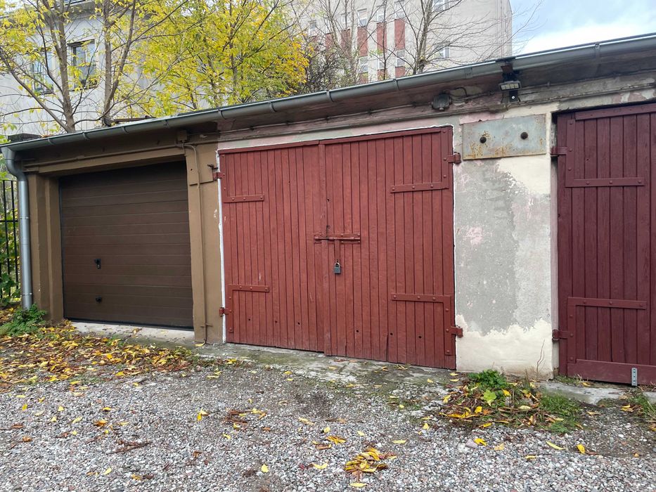 Garaż Centrum Bojańczyka/ teren zamknięty