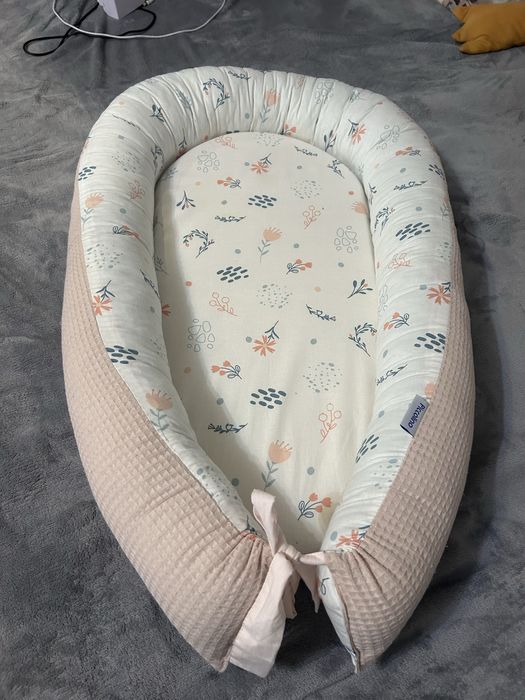 Кокон chicco для новонароджених