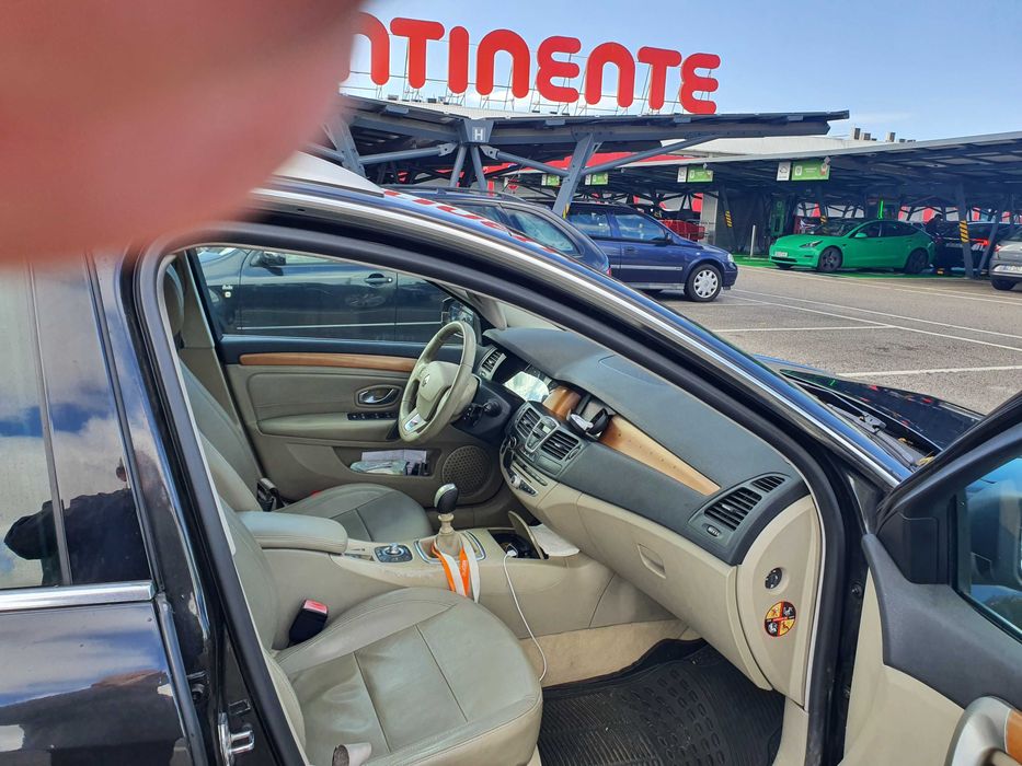 Renault Laguna Break 2.0 dCi Dynamique S 4 control -