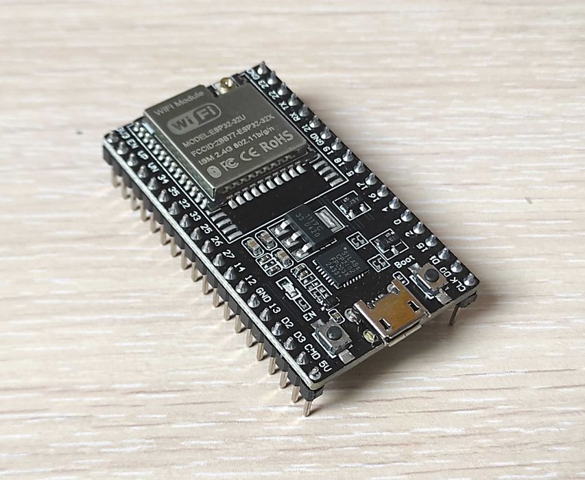 ESP32 DevKit V1 – Wi-Fi + Bluetooth плата в корпусі для Arduino, IoT