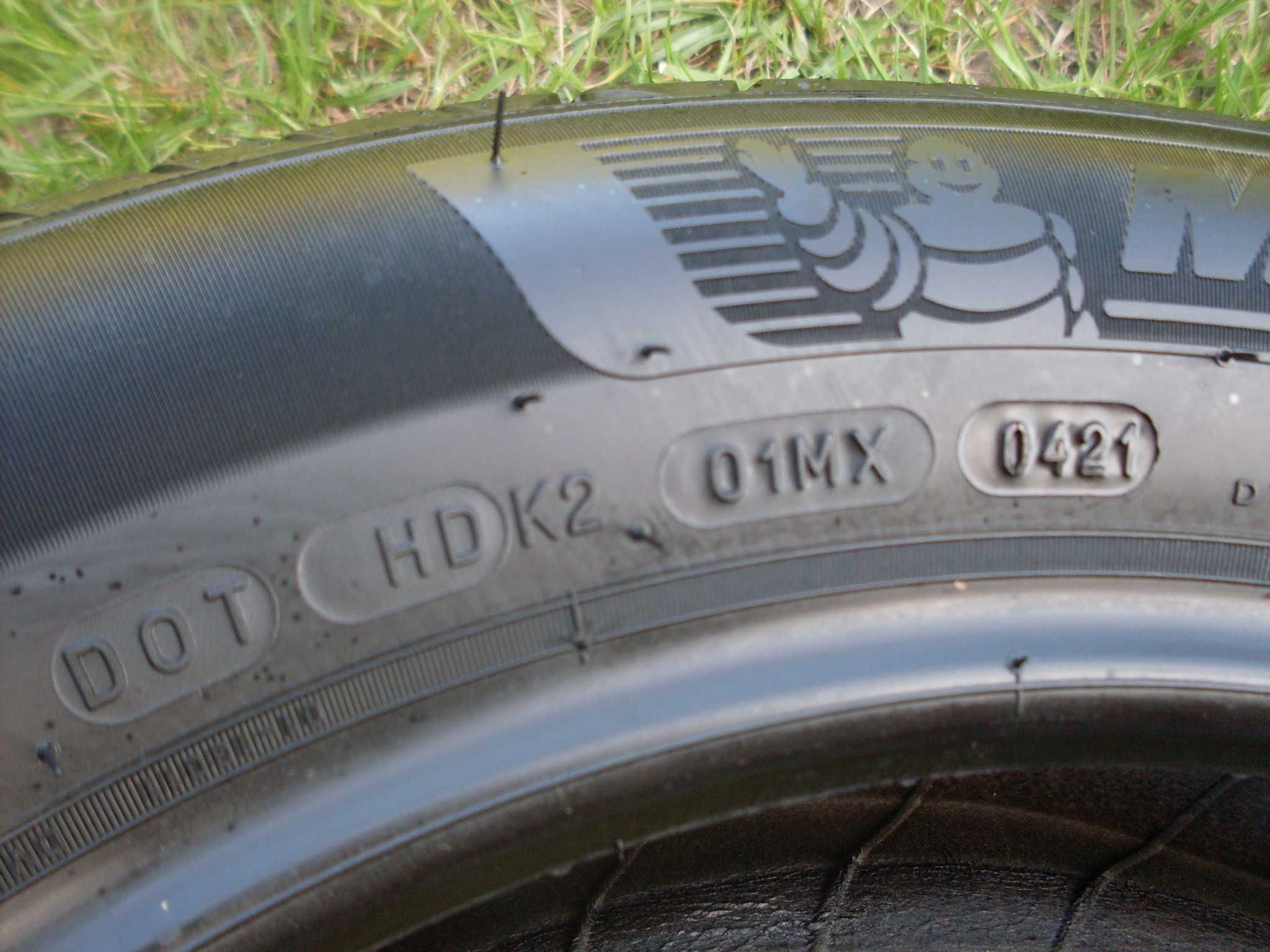 Opony letnie 165/65R15 jak nowe Reno