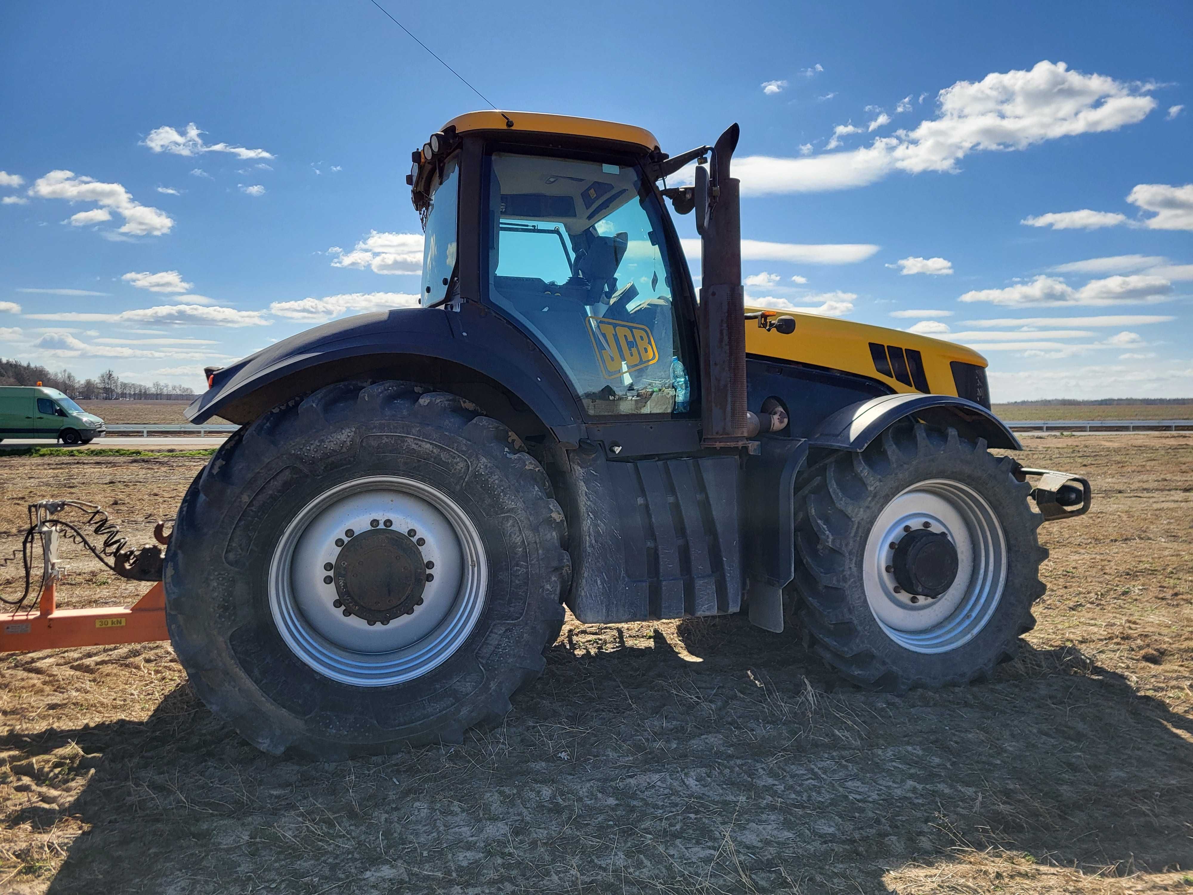 JCB Fastrac 8250