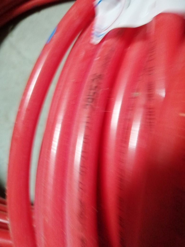 Tubo de plástico