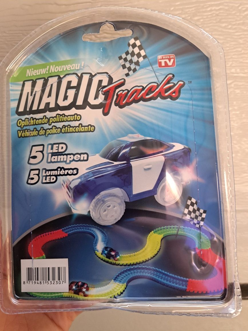 Samochodzik Magic Tracks ,,Policja,,