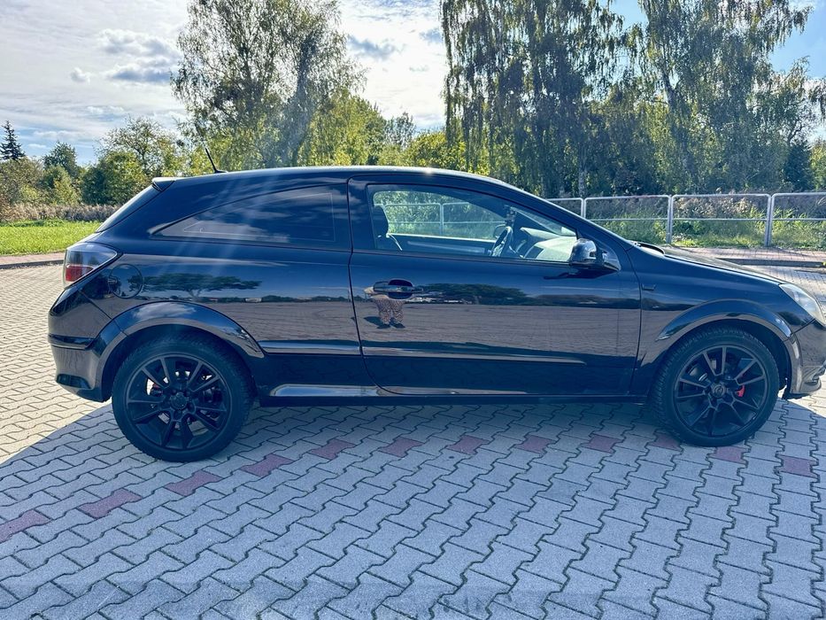 Opel Astra III 1.7 GTC Isuzu
