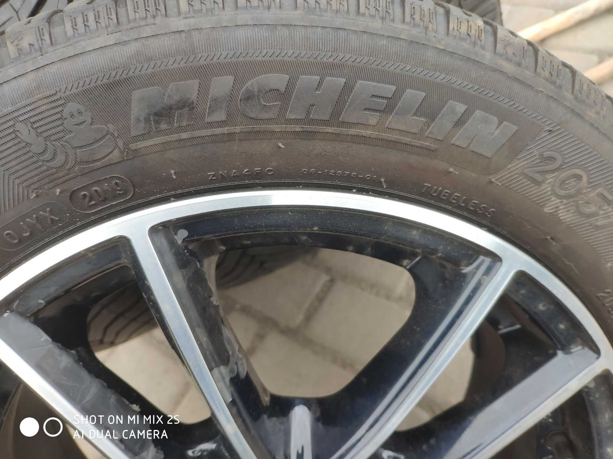 Opony Felgi Koła 205/55R16 Michelin 5x112 16 Aluminiowe całoroczne VW