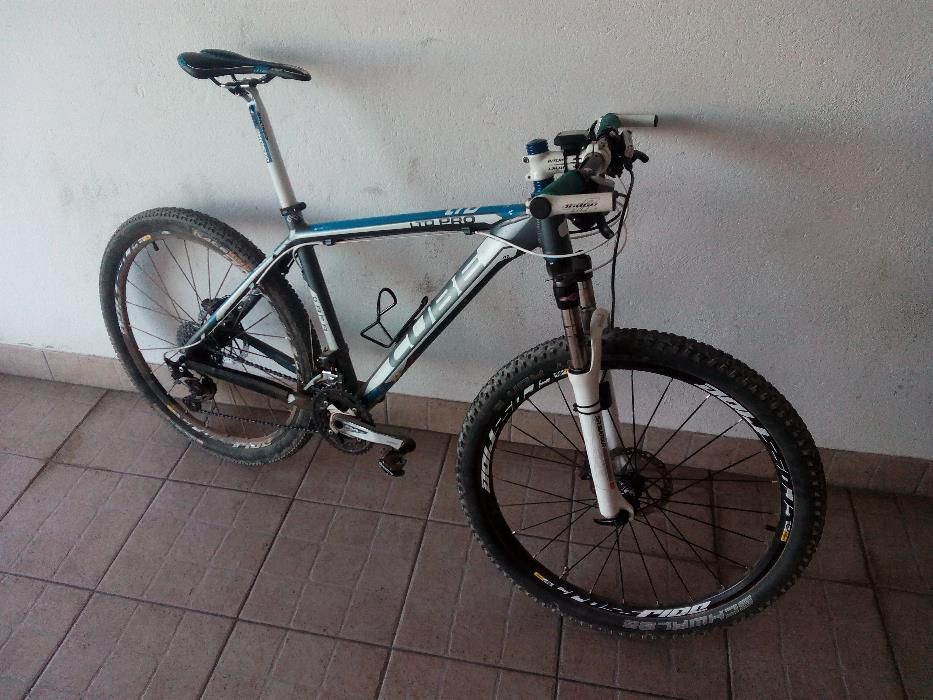 Bicicleta BTT Cube LTD Pro