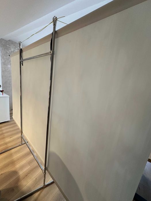 Екран для проектора ПРО-ЕКРАН на штативі 275 на 155 см (16:9), 124"