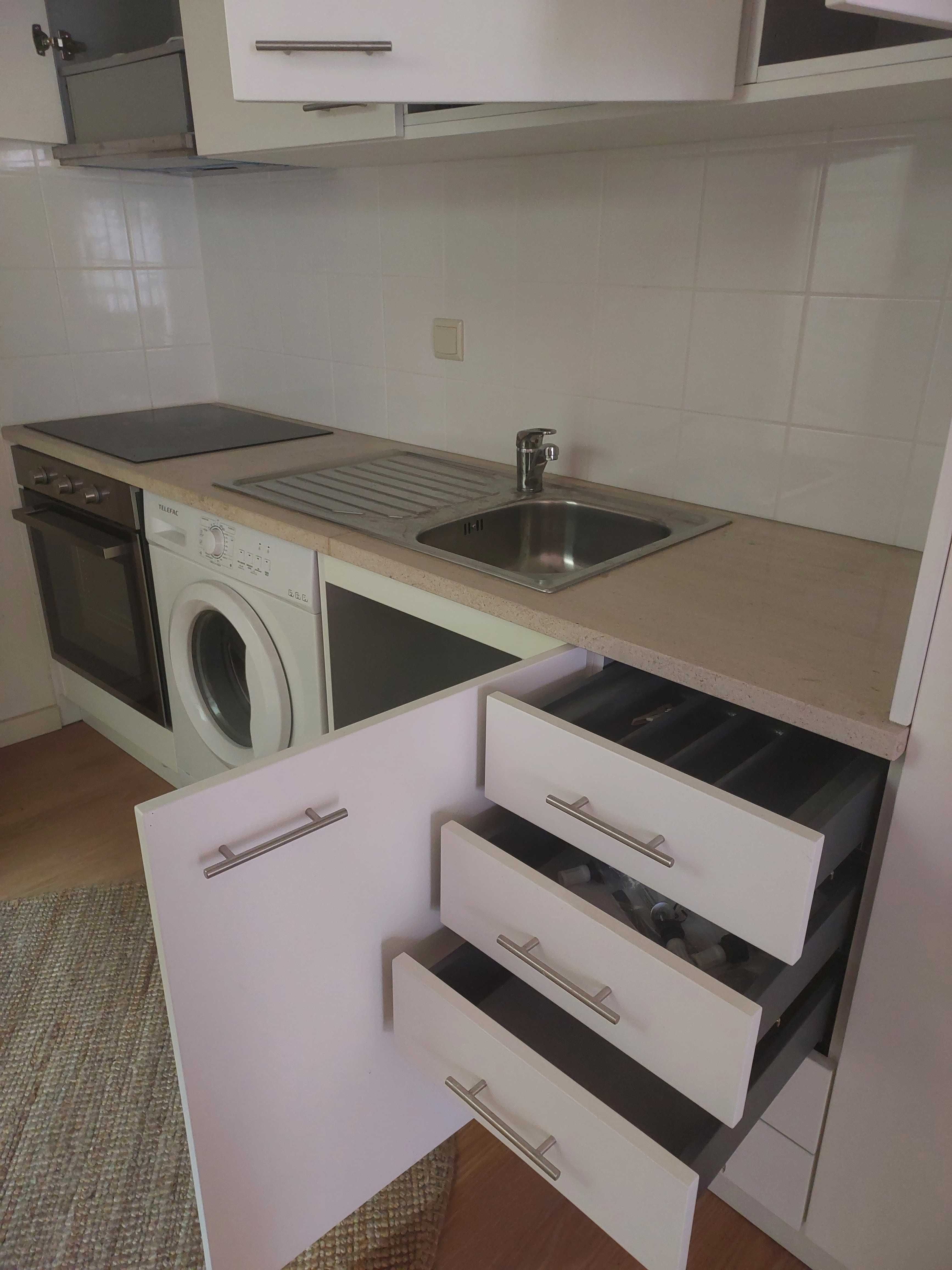 Móvel de cozinha NOVO