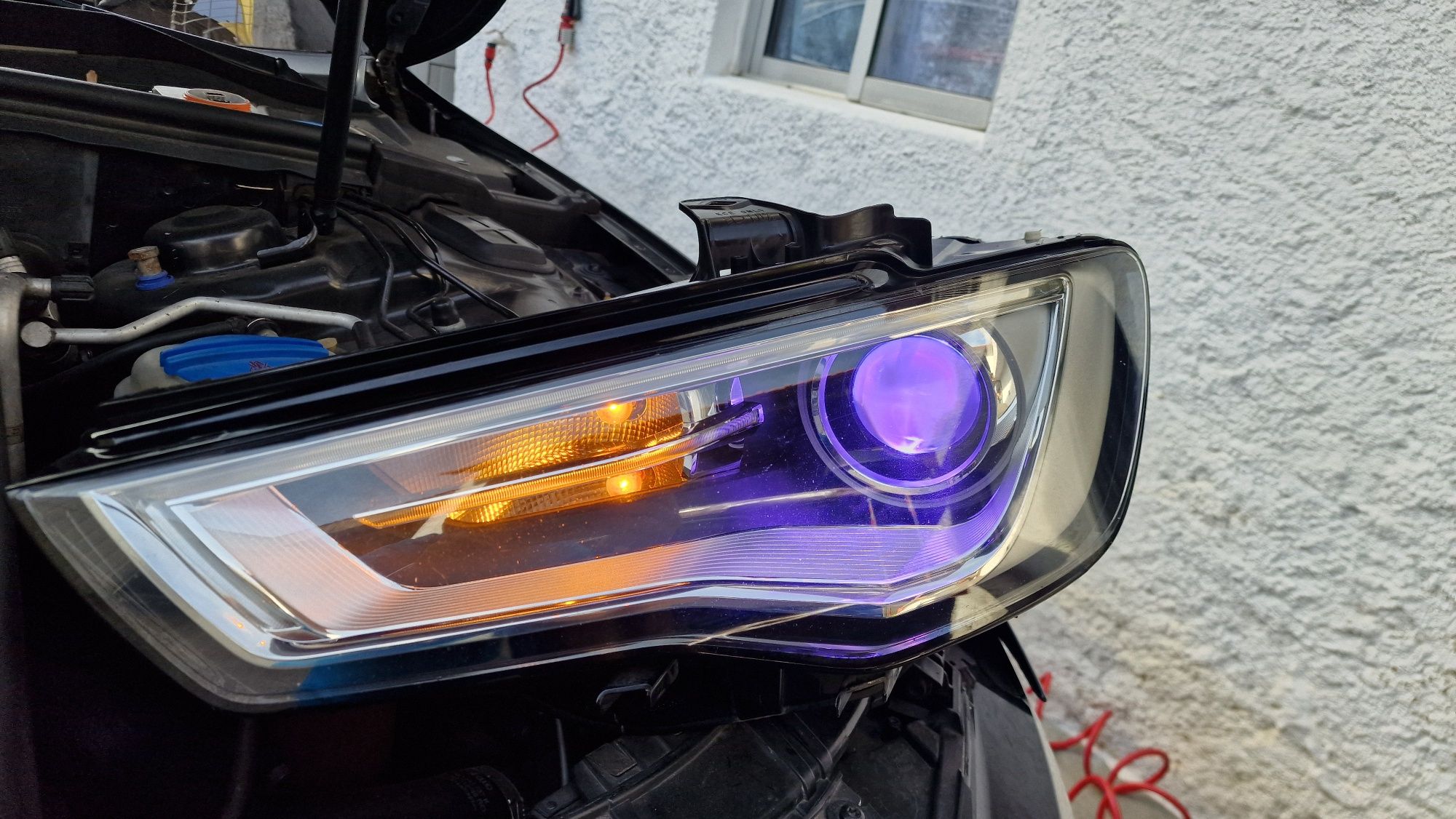 Faróis originais Audi A3 8V Xénon