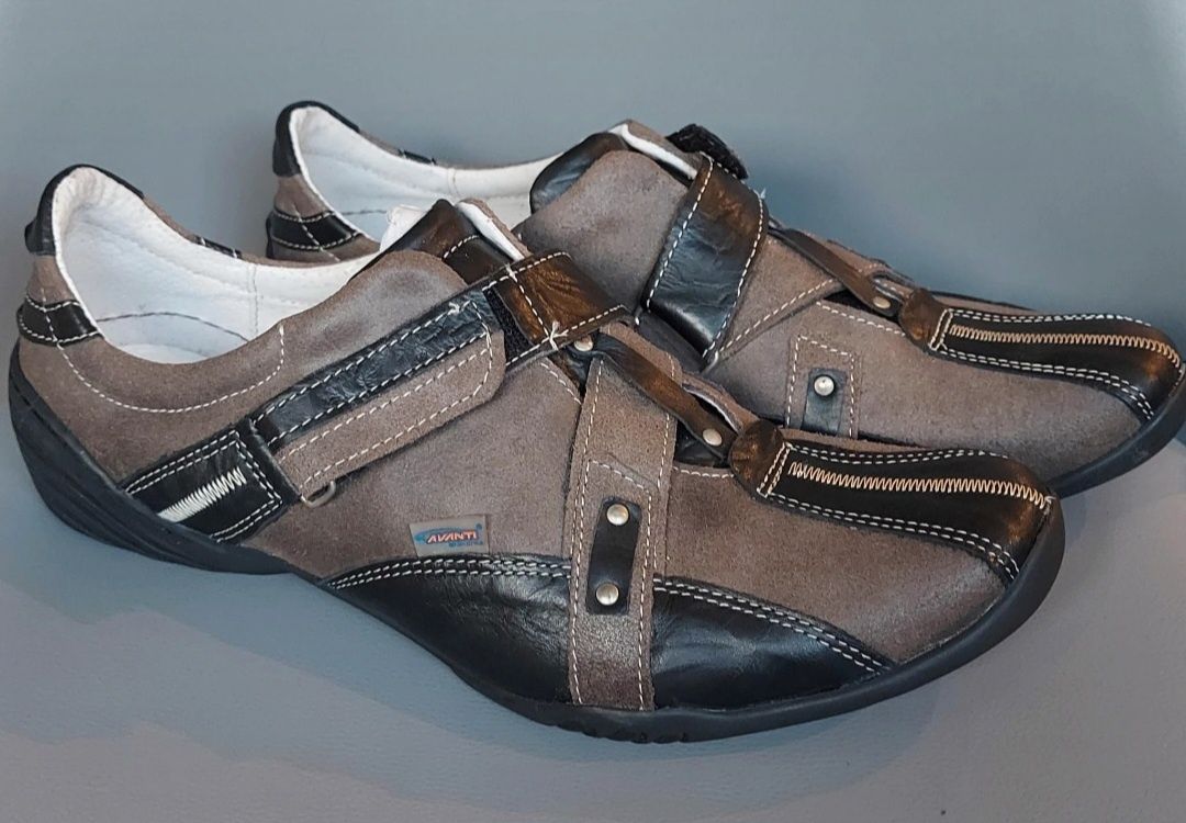 Nowe brązowo-czarne męskie buty skórzane Avanti 43