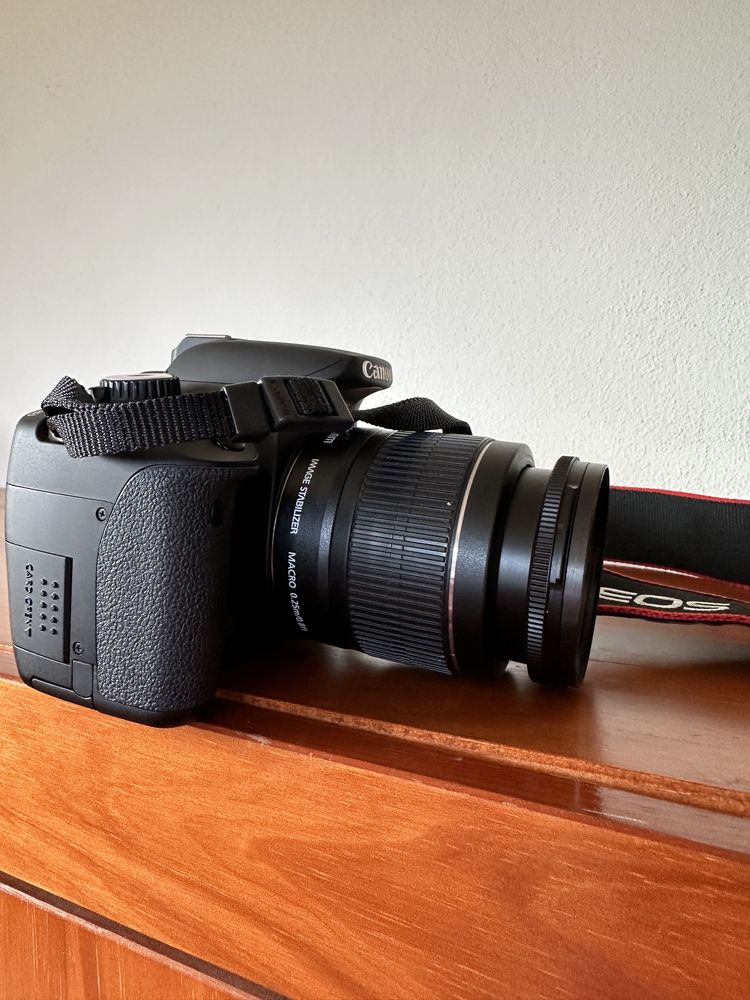 Canon 650D com pouco uso
