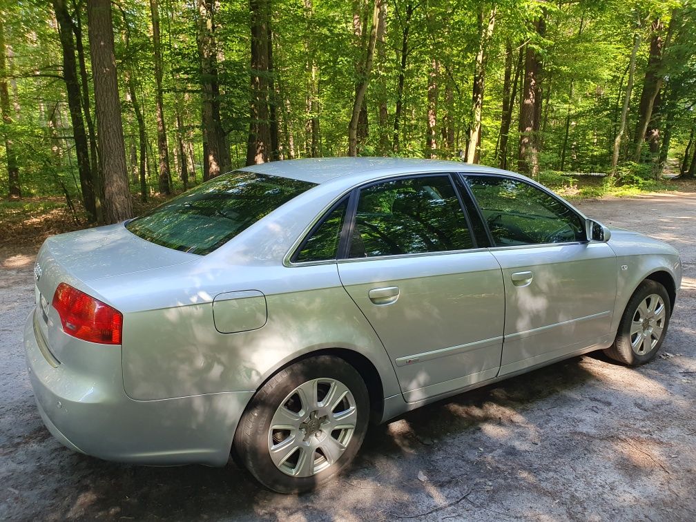 Audi A4 b7 1.6 MPI 102KM LPG