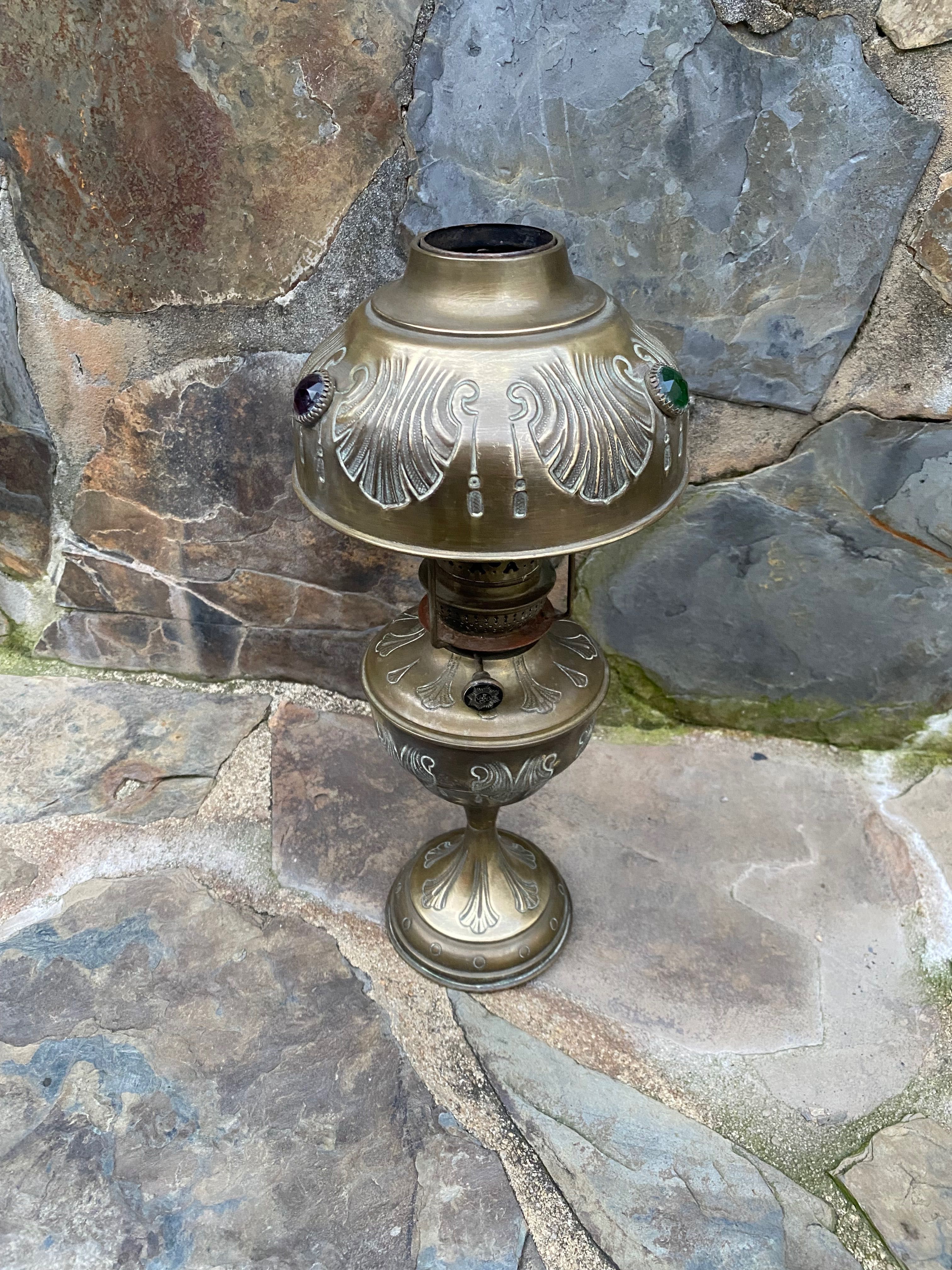 Candeeiro Arte Nova petróleo França séc XIX/XX 38 cm