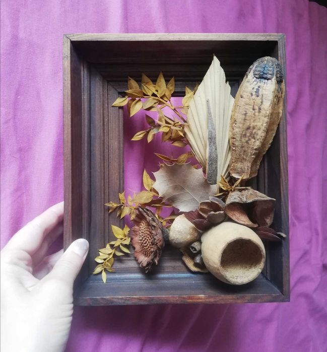 obraz 3D płaskorzeźba kompozycja suszu w ramce brązowa rama 23x19,5cm