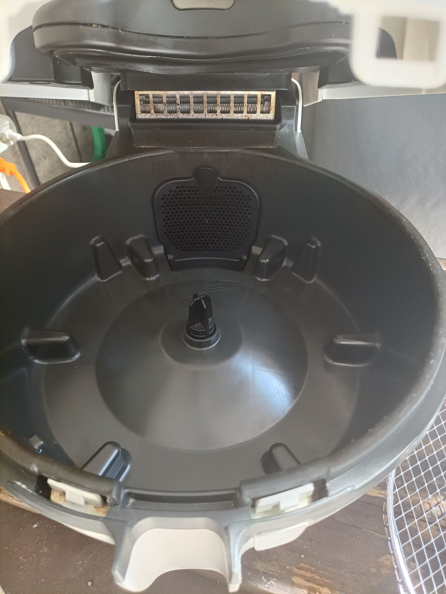 Fritadeira de ar quente Tefal ActiFry AVARIADA