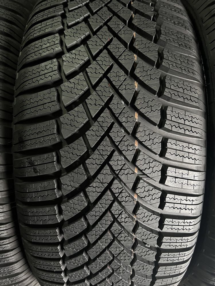 225/50/17 R17 Bridgestone Blizzak LM005 4шт зима