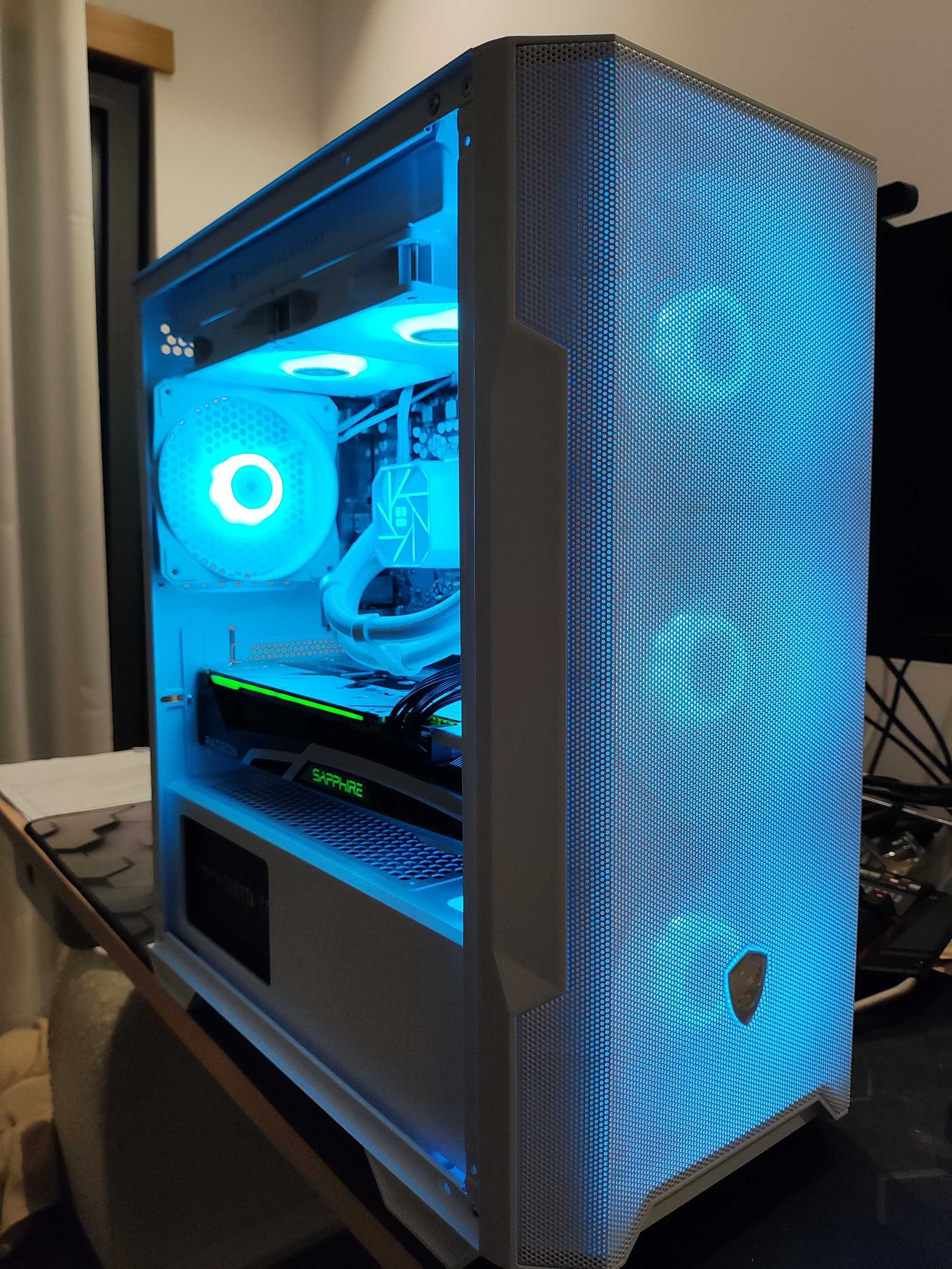 PC Gaming | RX 6800XT | Ryzen 7 7700 | Water cooler | 32GB | 1TB SSD