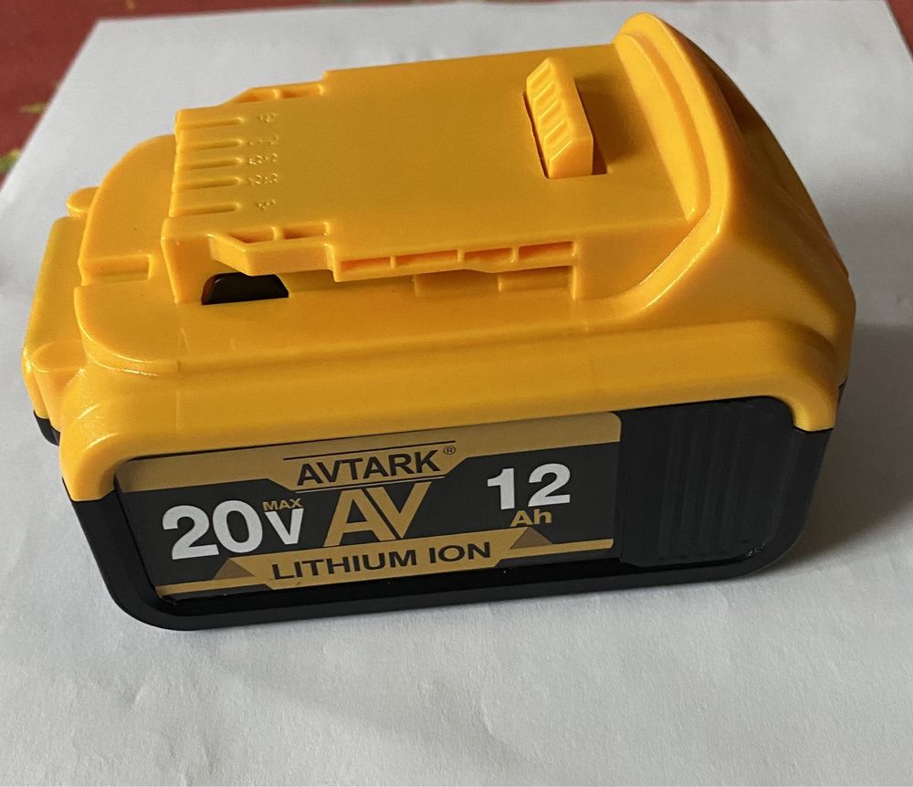 Аккумулятор для DeWalt 12Ah 20V DCB180 avtark. Новий
