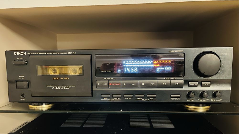 Leitor de cassetes Denon DRM-740
