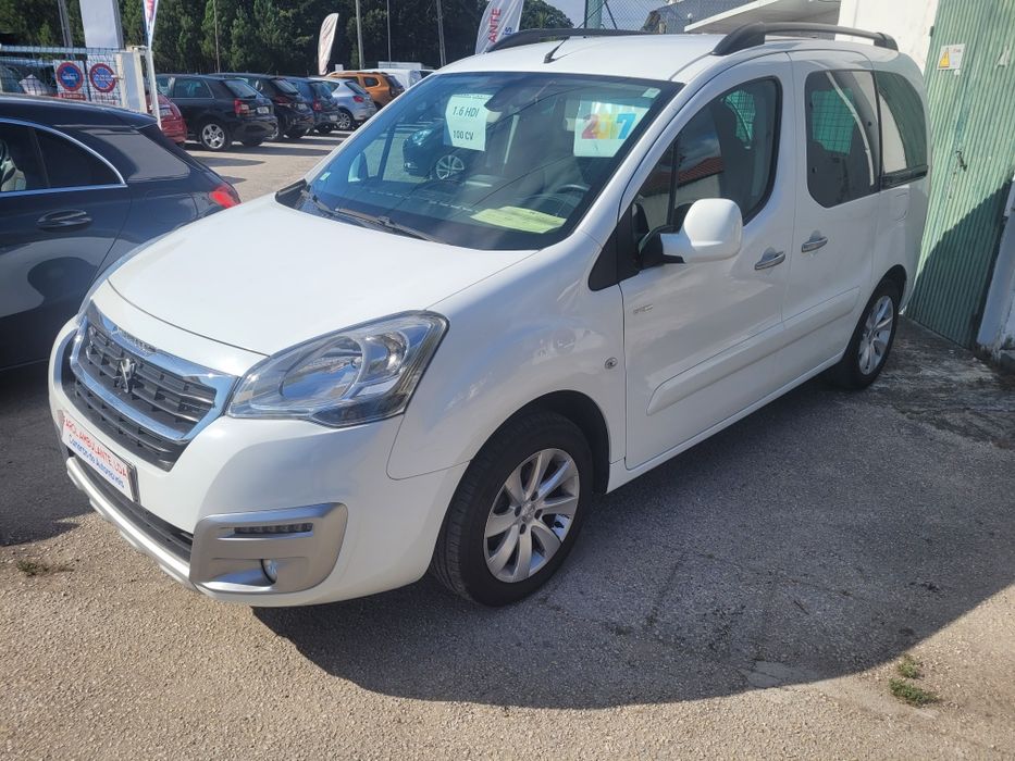 Peugeot partner tepee ,1.6 hdi,  possivel retoma. 5 lugares