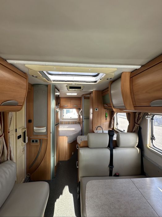 Autocaravana Hymer Tramp GT versão longa 2.8i Td 138cv