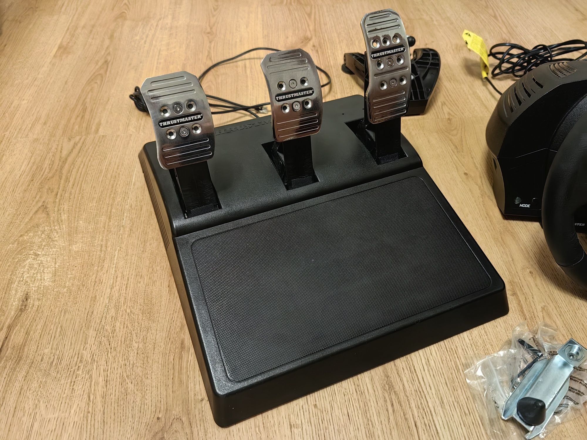 Kierownica Thrustmaster TX Leather edition, brake mod, shifter PC/Xbox