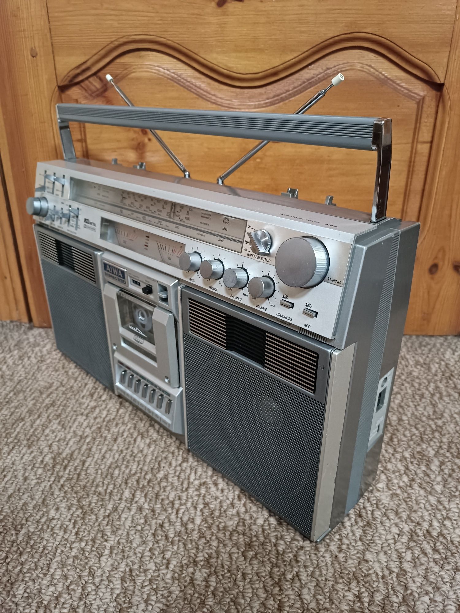 AIWA TPR 990 Магнитола