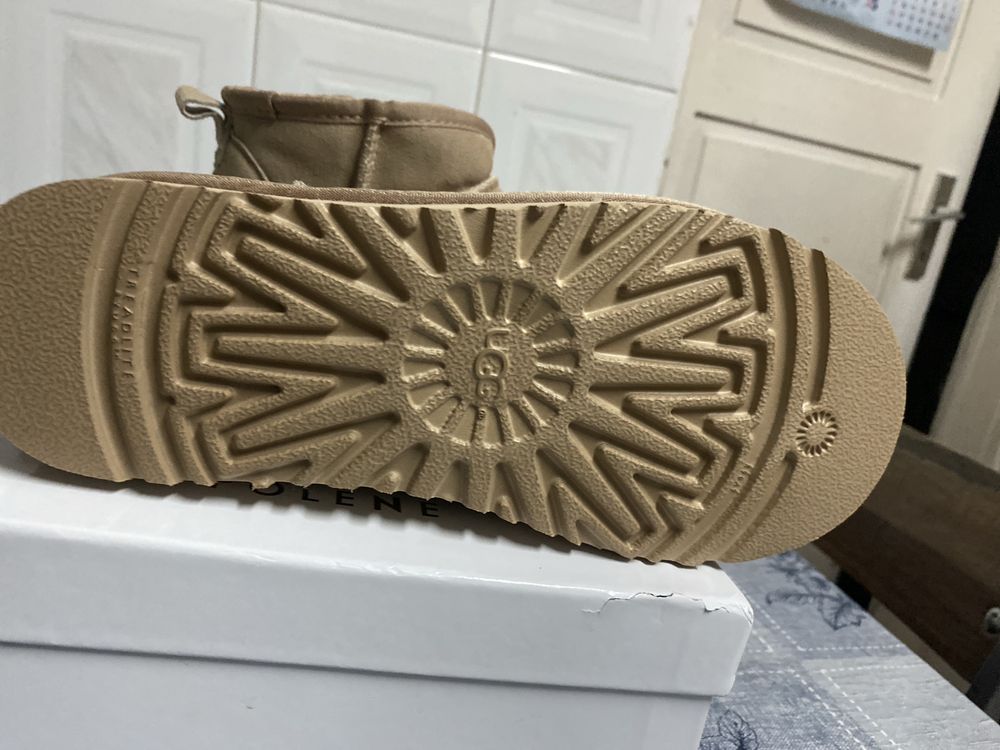 pantufas ugg bege