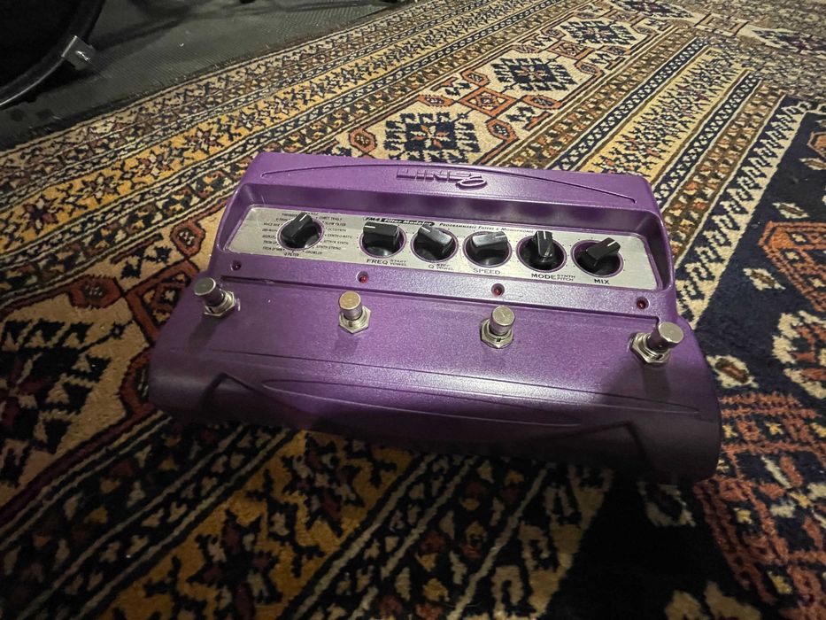 Pedal de guitarra Line 6 FM4
