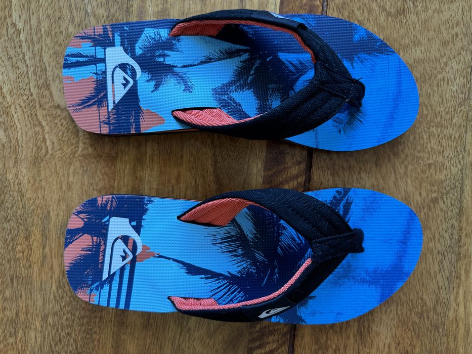 Chinelos de praia Quicksilver 39 *Novos*
