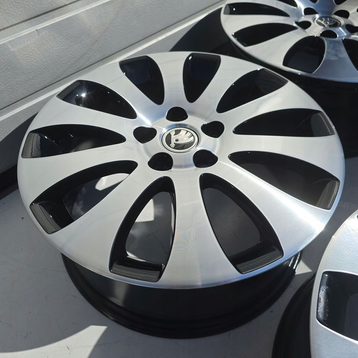 Skoda Superb II Octavia II Iii IV Yeti Karoq 5x112 17'' ET49 4X