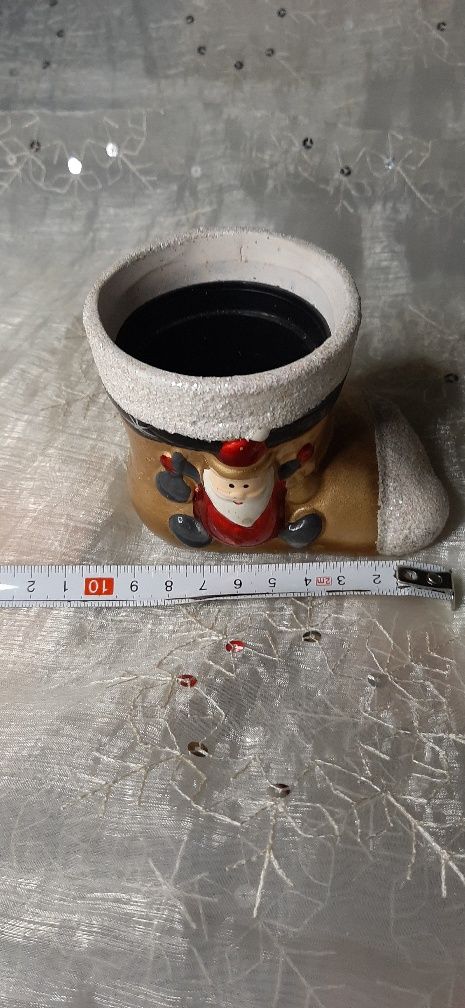 Ceramiczny świąteczny bucik doniczka