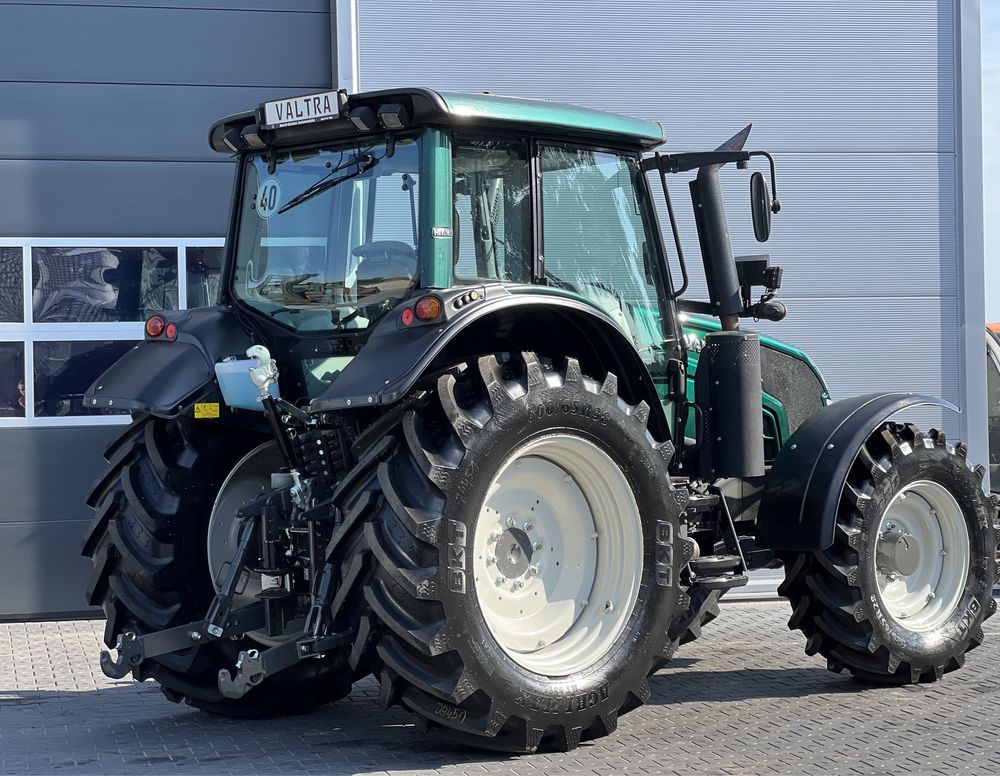 Valtra N 123 H5 •Tuz i WOM•