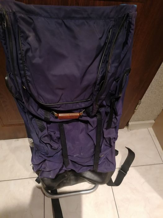 Plecak turystyczny ze stelażem