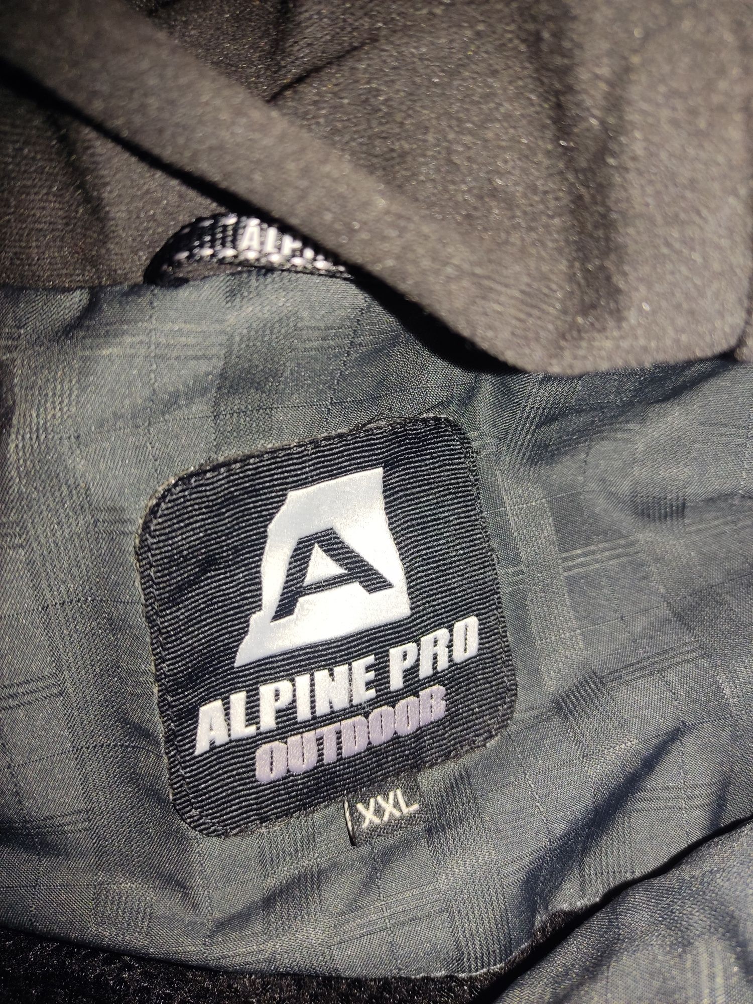 Продается анорак Alpine pro 54р.