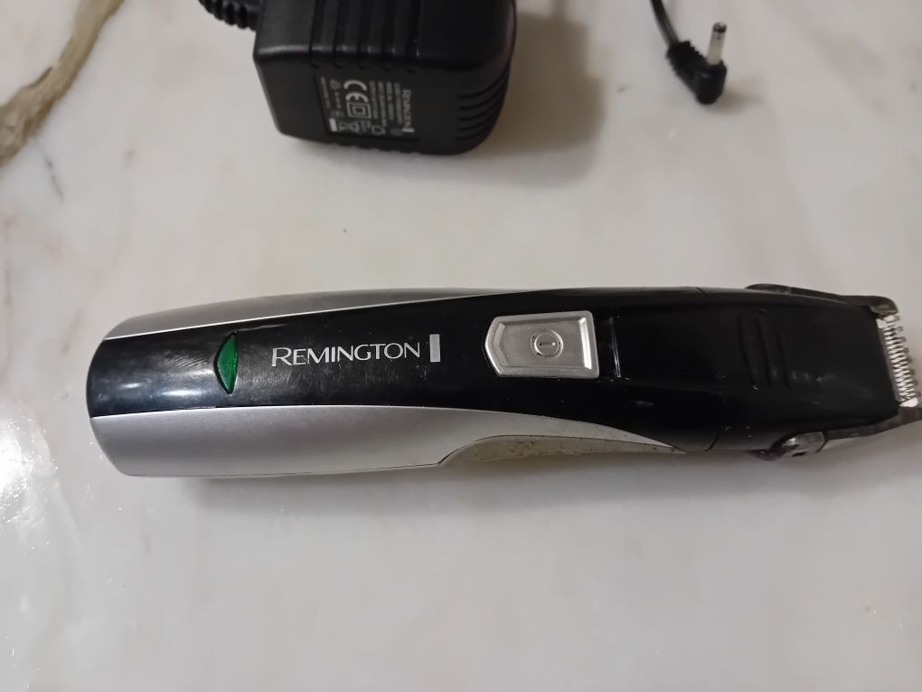 Conjunto de 4 Máquinas Cortar Cabelo/Barba
