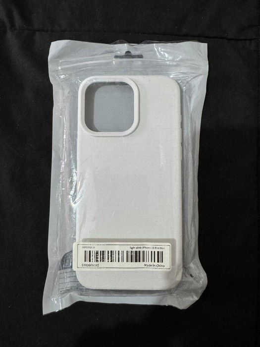 Capa de iPhone 15 pro Max 4cp por 25euros