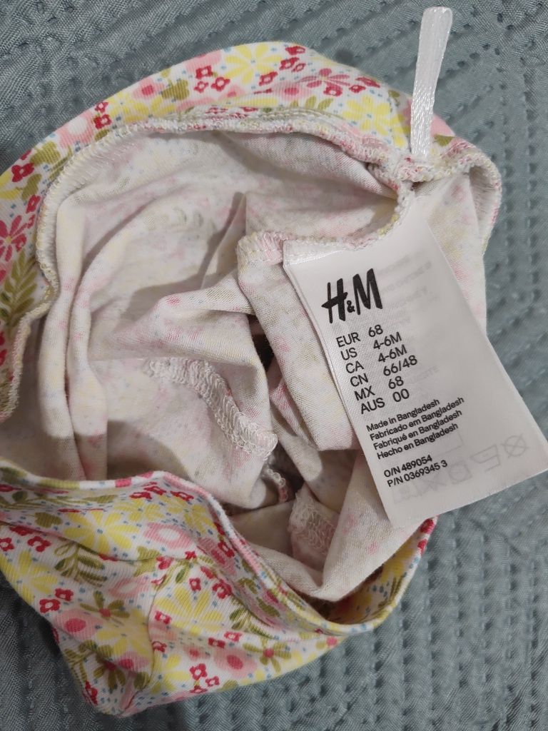 Wiosenna czapeczka H&M 68