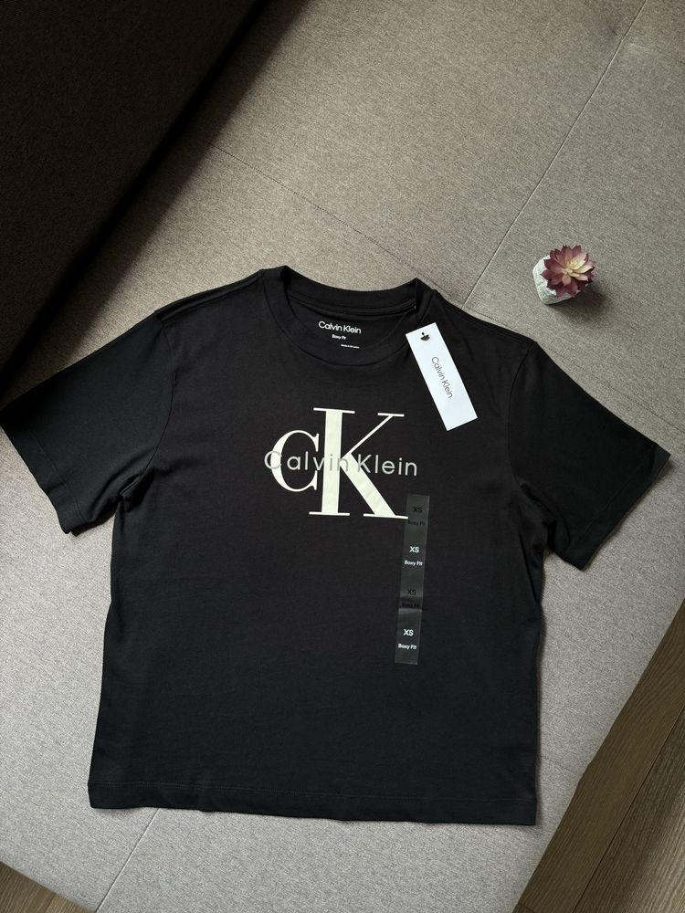 Жіноча футболка Calvin Klein