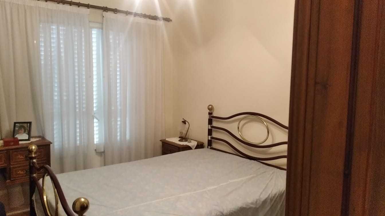 Moradia unifamiliar com 3 pisos em aldeia de cariz rural