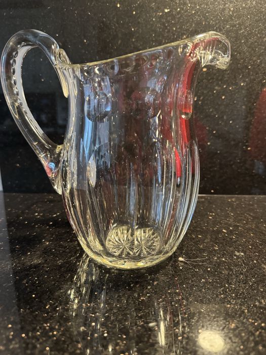 Krysztalowy dzbanek do wody