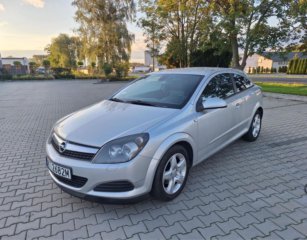 Opel Astra H 1.6 16v 115 km
