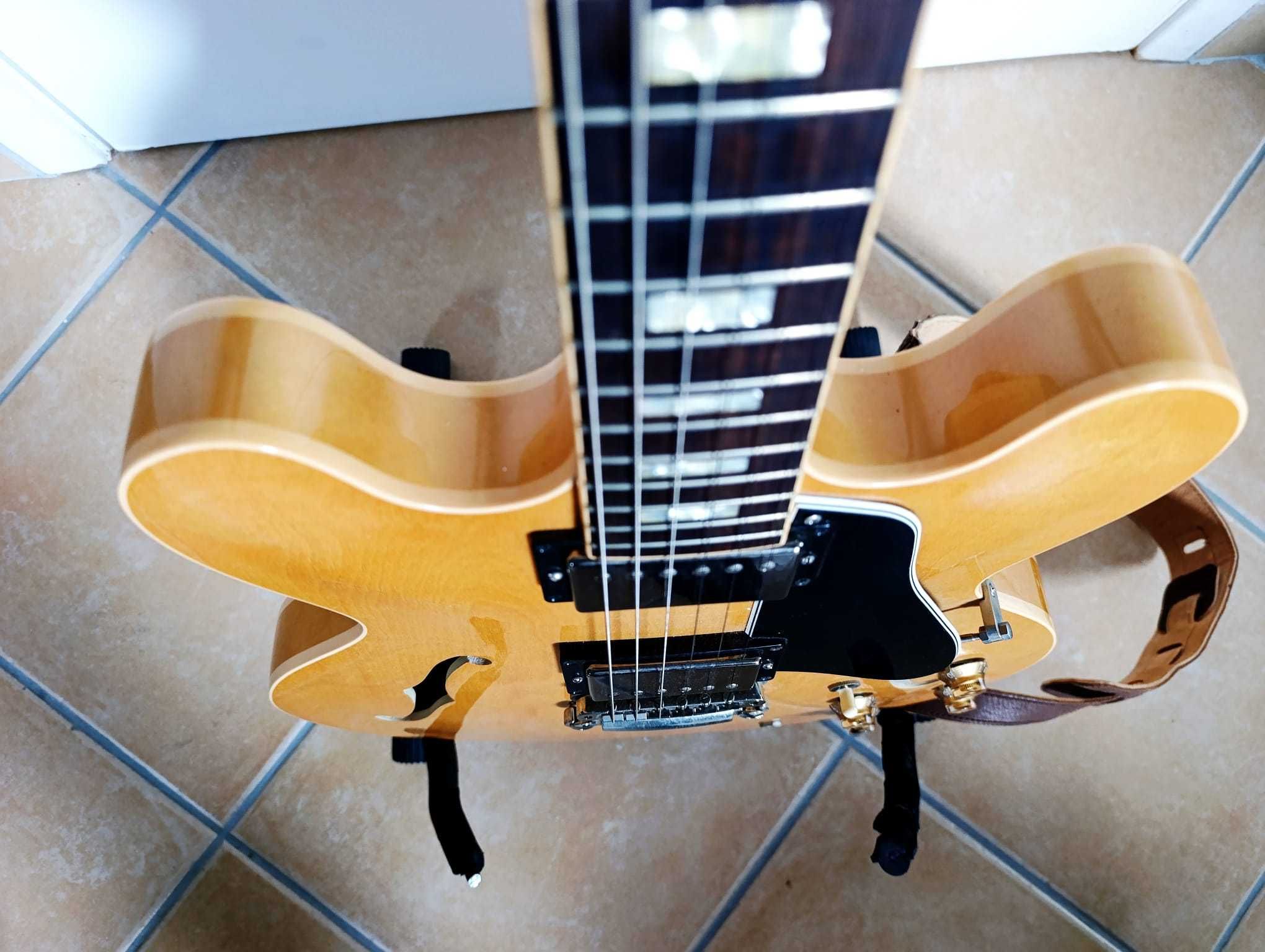 Gibson ES335 Memphis Natural