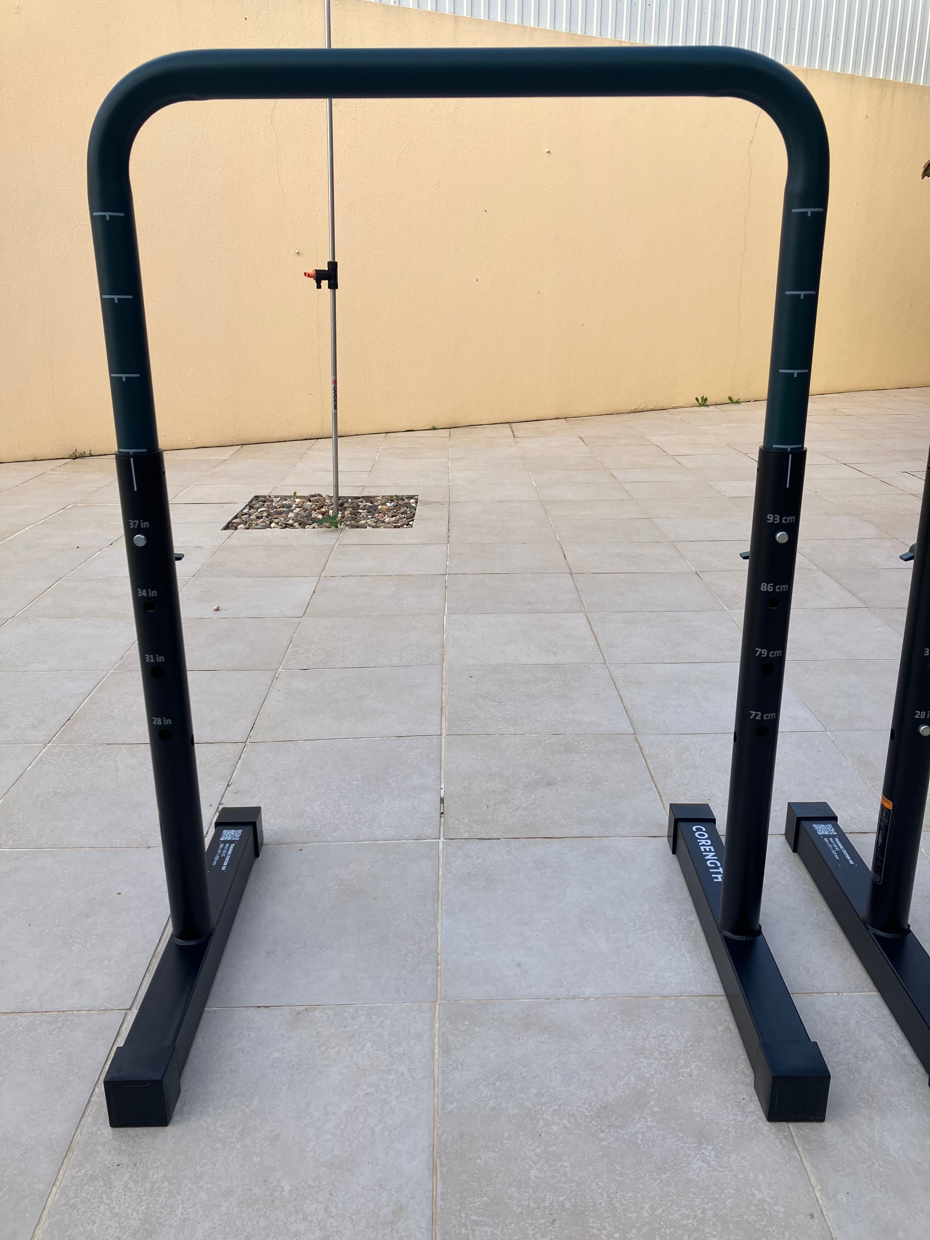 Barras paralelas ajustáveis novas
